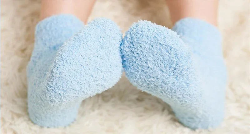 2 Pares | Calcetines térmicos de coralina para mujer – Suaves, cálidos y cómodos