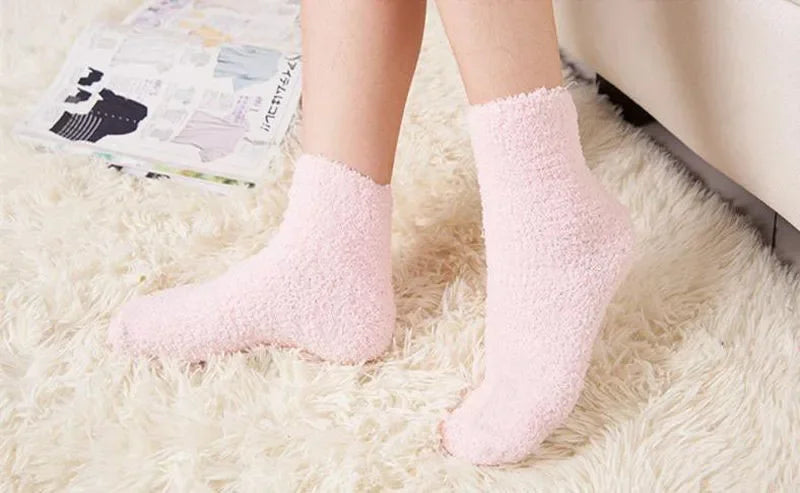 2 Pares | Calcetines térmicos de coralina para mujer – Suaves, cálidos y cómodos