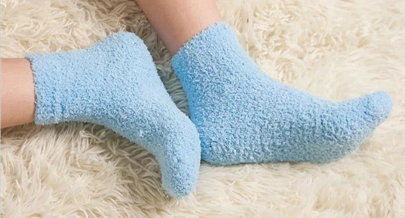 2 Pares | Calcetines térmicos de coralina para mujer – Suaves, cálidos y cómodos