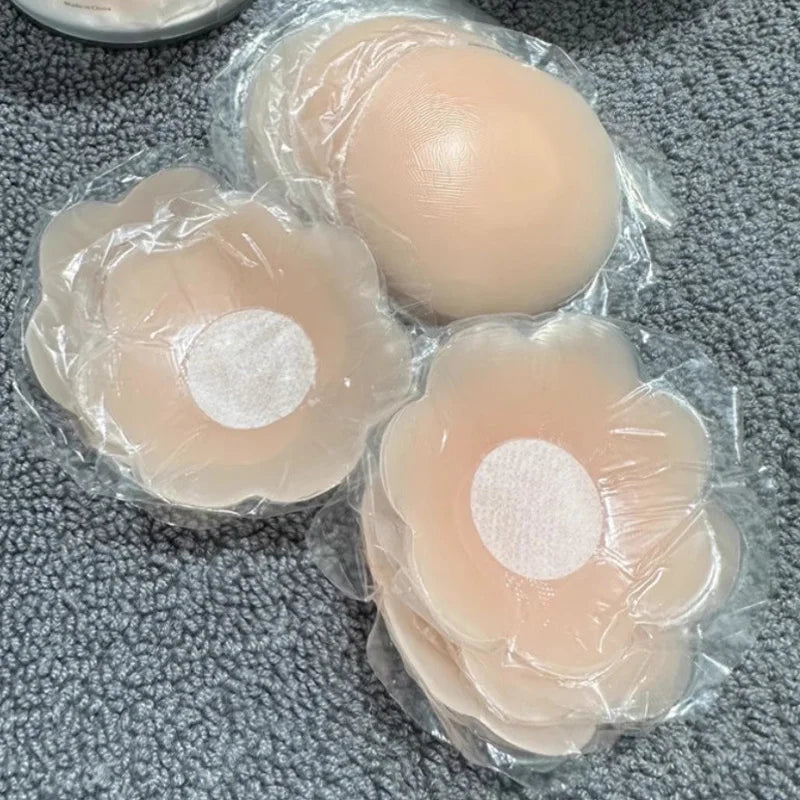 Cubrepezones adhesivos de silicona | Reutilizables & invisibles