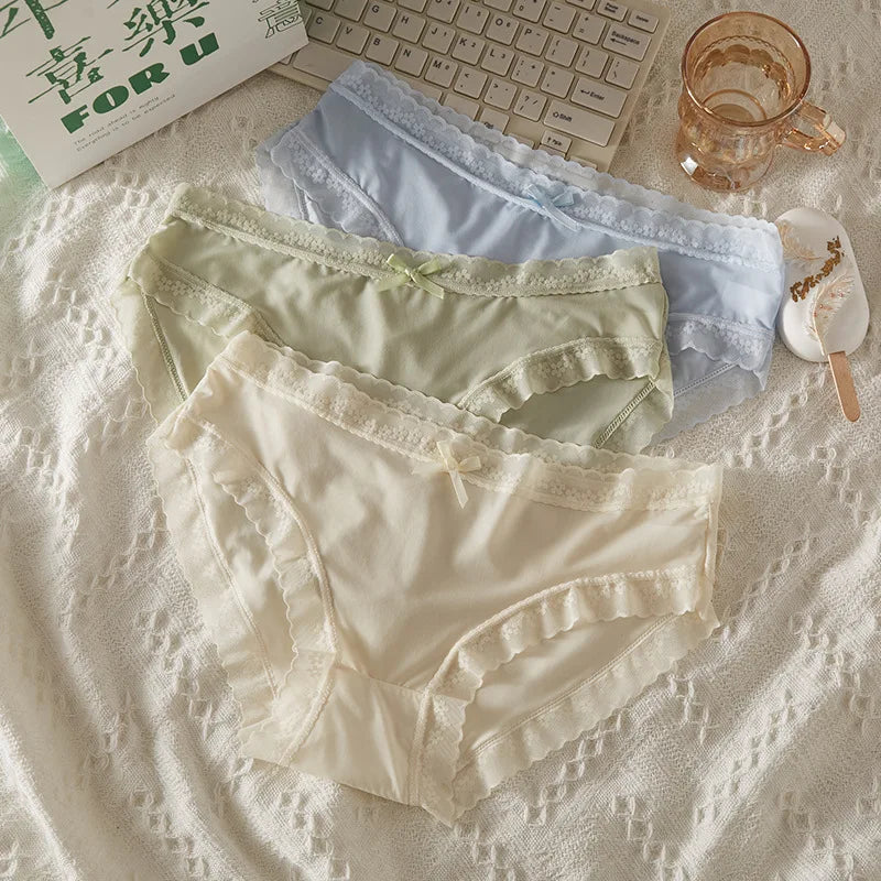 Pack 3 Braguitas Mujer con Encaje – Secado Rápido | Talle Bajo | Sin Costuras